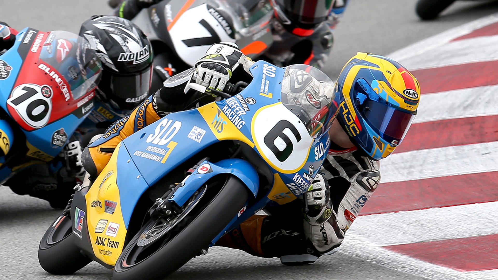 Motorradrennfahrer Dirk Geiger gesponsert von SLD und NIS