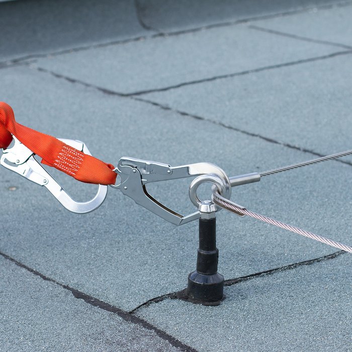 NIS Roof Services | NIS Roof Management | NIS Safety| Arbeitsschutz in der Höhe | Flachdachsicherheit